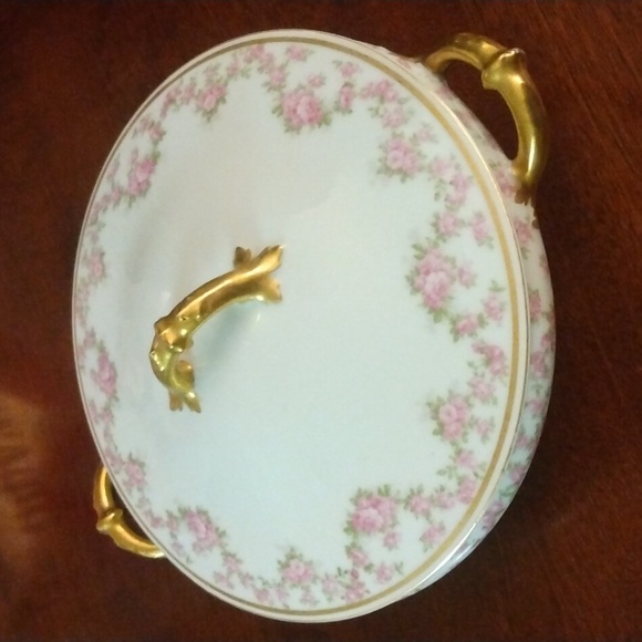 Limoges France Floral and Gold Leaf 8" Covered Vegetable Dish - Picture 2 of 11